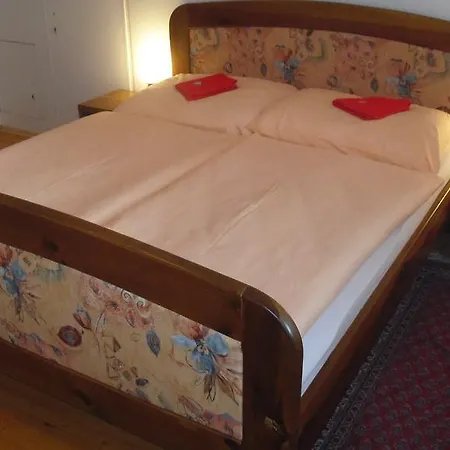 Karolina Guest house 3*